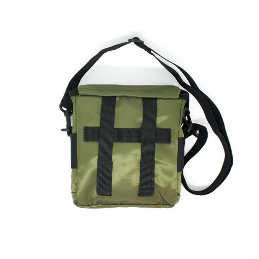 basic essential shoulder bag army green b