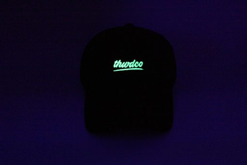 glow in the dark black (3